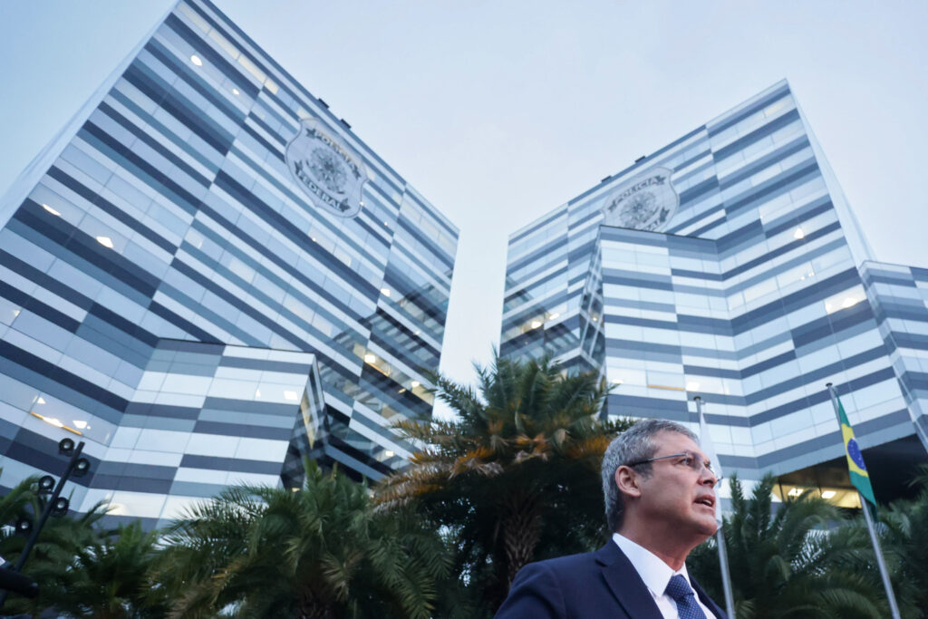 lider-do-pt-aponta-a-pf-quarteto-sabotador-do-stf-nos-eua.-veja-quem