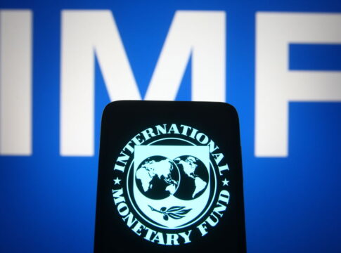 fmi-sobe-projecao-para-o-pib-do-brasil-e-agora-ve-alta-de-2,3%-em-2025
