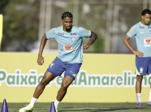 zagueiro-da-selecao-relembra-inicio-de-carreira:-“nenhum-clube-quis”