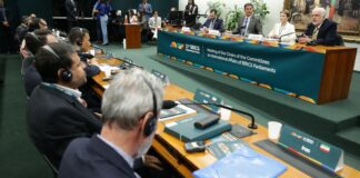 parlamentares-do-brics-criticam-guerra-tarifaria-promovida-pelos-eua