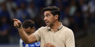 web-aponta-ofensa-de-abel-ferreira-a-gabigol:-“gordo”.-veja-dublagem
