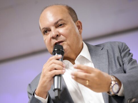 doacao-ao-pi:-relator-vota-para-absolver-ibaneis;-ministra-pede-vista