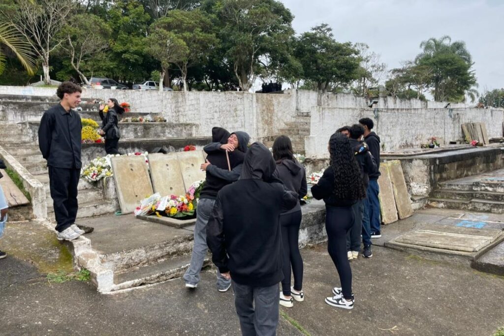 bolo-envenenado:-autora-do-crime-dormiu-na-casa-da-vitima,-diz-pai