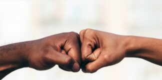 homem-pega-mais-de-3-anos-de-prisao-por-injuria-racial-contra-porteiro