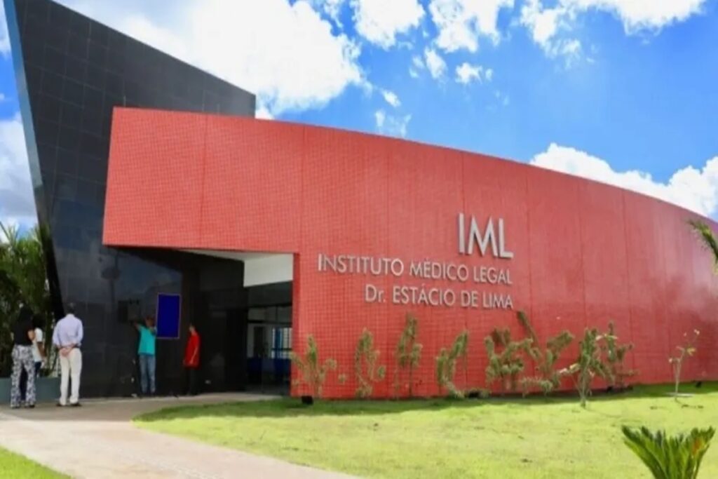 jovem-e-executado-dentro-de-casa-por-10-homens-armados-em-maceio