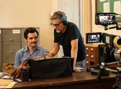 diretor-revela-quando-o-agente-secreto-deve-estrear-no-brasil:-veja
