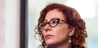 por-decisao-de-moraes,-redes-sociais-suspendem-perfis-de-zambelli