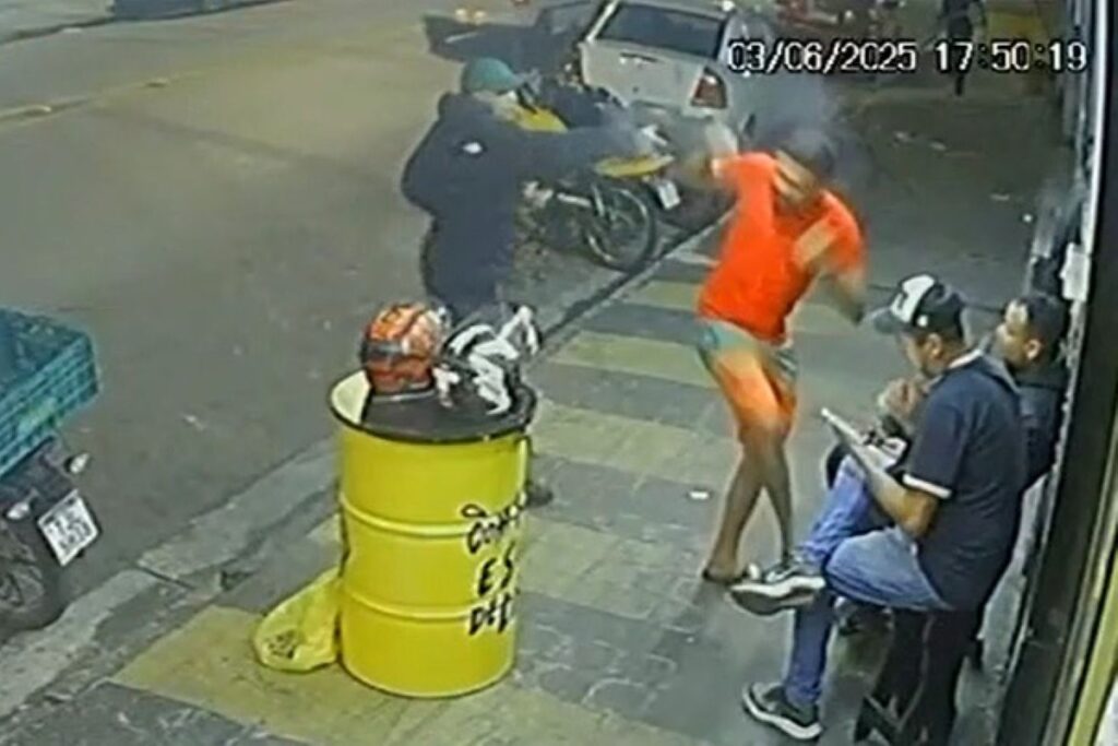 homem-e-executado-com-9-tiros-na-cabeca-em-frente-a-adega.-video