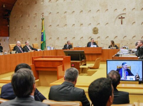 stf-suspende-sessao-sobre-responsabilizacao-das-redes-sociais 