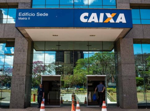 caixa-lucra-r$-4,9-bilhoes-no-primeiro-trimestre,-alta-anual-de-71,5%