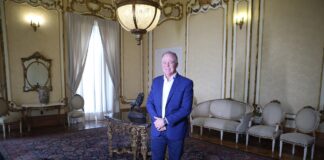 veja-a-integra-da-entrevista-do-governador-do-es,-renato-casagrande