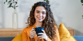 nutricionista-revela-cha-que-funciona-como-uma-“bomba”-de-colageno