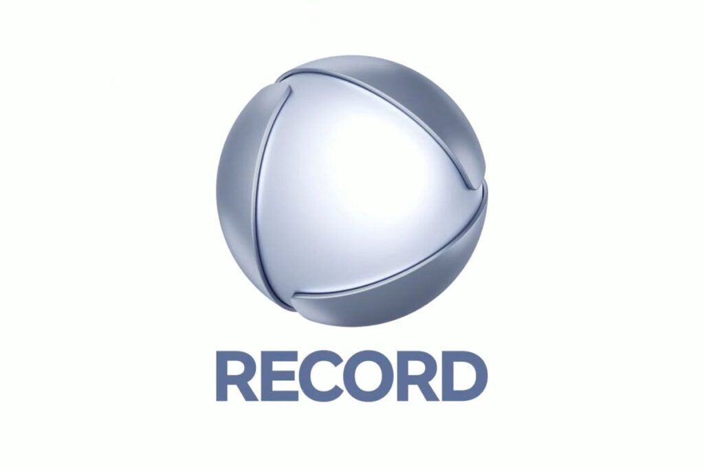 record-se-pronuncia-apos-helicoptero-ser-atacado-com-mais-de-200-tiros