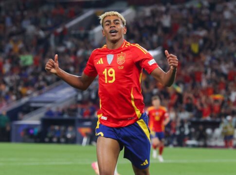 espanha-faz-5-x-4-na-franca-e-enfrenta-portugal-na-final-da-nations