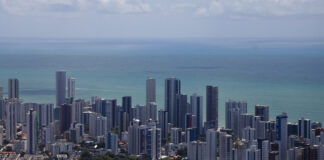 recife-lidera-crescimento-da-massa-salarial-entre-capitais-do-pais