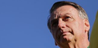 defesa-de-bolsonaro-pede-suspensao-de-processo-da-trama-golpista