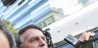 bolsonaro-sobre-atuacao-de-filho-03-nos-eua:-“nao-tem-lobby”