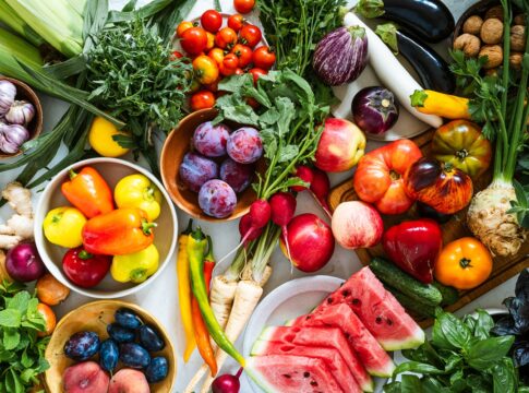 esta-fruta-e-rica-em-colageno-e-ainda-desincha-a-barriga;-confira