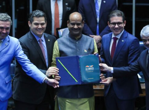 parlamentos-do-brics-criticam-acoes-protecionistas-no-comercio-mundial