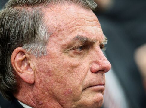 bolsonaro-nega-a-pf-contato-com-governo-trump-para-buscar-sancoes