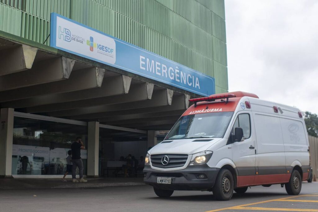 paciente-flagra-residente-se-masturbando-em-exame-no-hospital-de-base