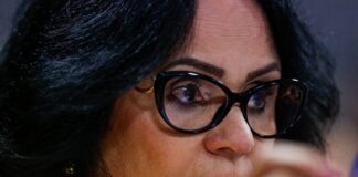 oposicao-planeja-arrastar-cpi-do-inss-ate-2026-para-“sangrar”-lula