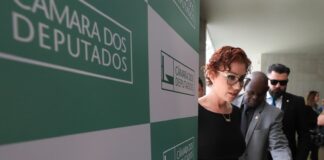 stf-julga-recurso-de-carla-zambelli-para-anular-condenacao