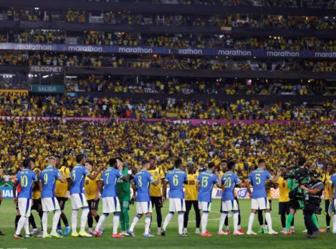 gafe-antes-da-partida-entre-equador-e-brasil-viraliza-nas-redes;-veja