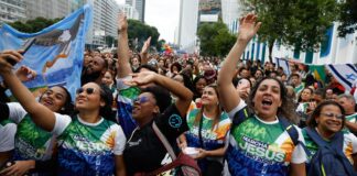 evangelicos-crescem-e-representam-mais-de-um-quarto-da-populacao