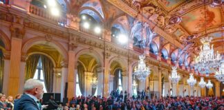lula-manda-recado-a-trump-em-evento-com-empresarios-em-paris