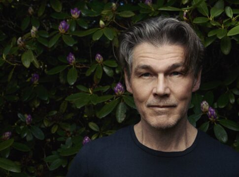 vocalista-do-a-ha-e-diagnosticado-com-parkinson.-conheca-os-sintomas