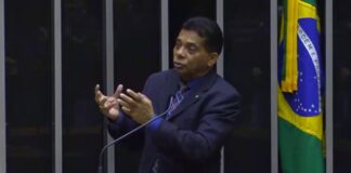 deputado-propoe-“lei-leo-lins”-para-blindar-humoristas-de-punicoes