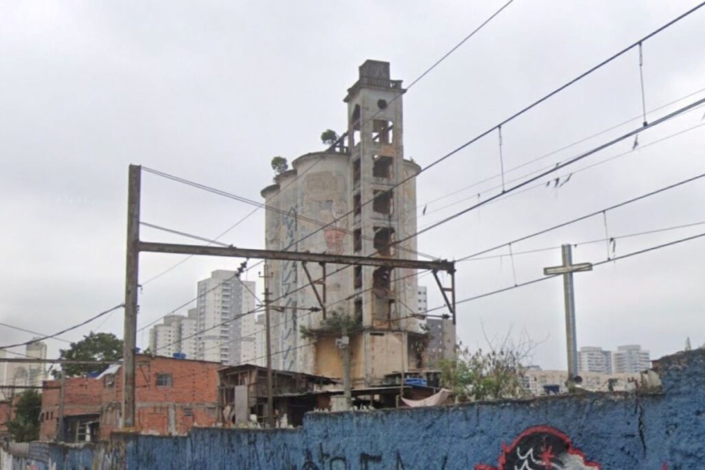 favela-do-moinho:-silo-esta-em-ruina-e-deve-ser-demolido,-diz-crea