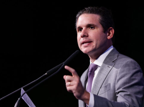motta-critica-“custo-brasil”:-“e-um-peso-que-sufoca-a-nossa-industria”