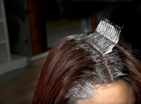 tinta-natural-cobre-todos-os-cabelos-brancos-sem-agredir-os-fios