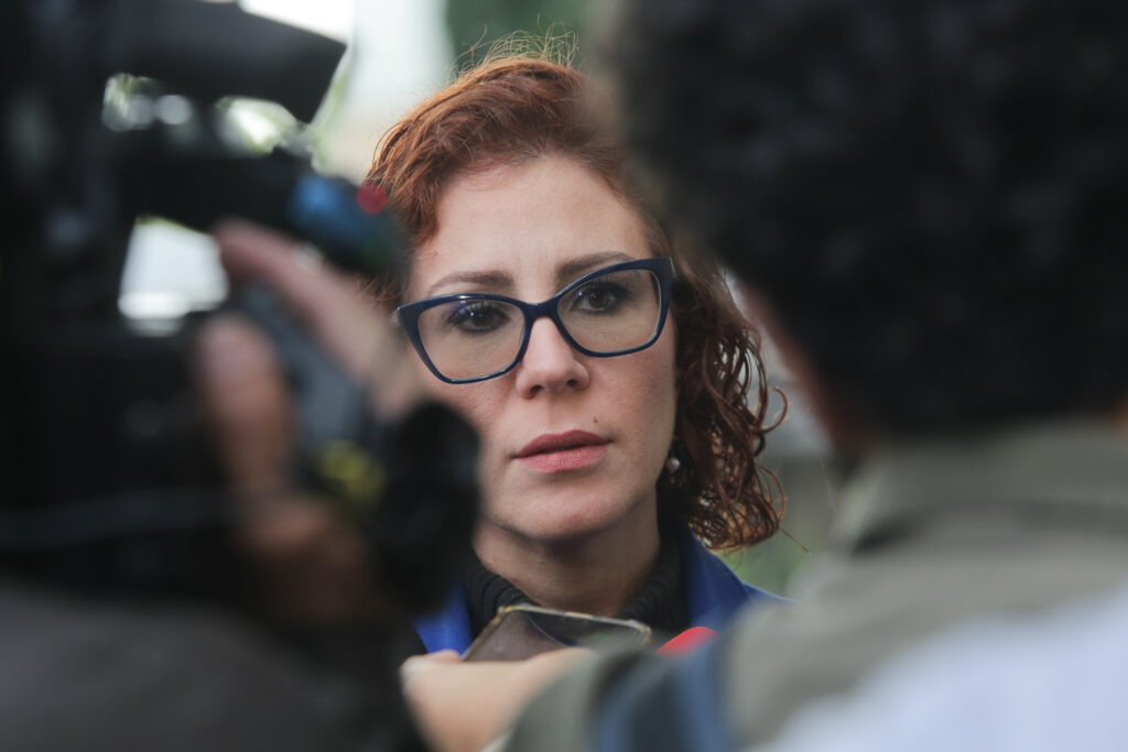 deputada-carla-zambelli-diz-que-se-apresentara-a-justica-na-italia