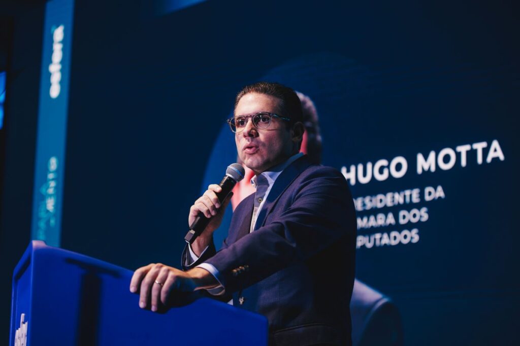 “a-maquina-publica-engorda,-enquanto-o-cidadao-emagrece”,-diz-motta