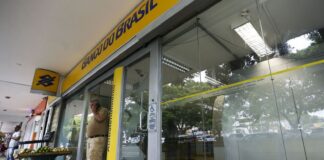 bb-torna-se-primeiro-banco-a-adotar-ia-em-gerenciador-de-financas