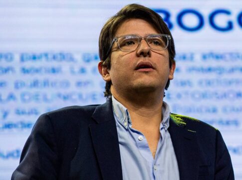 lideres-mundiais-rechacam-ataque-a-uribe:-“atentado-a-democracia”