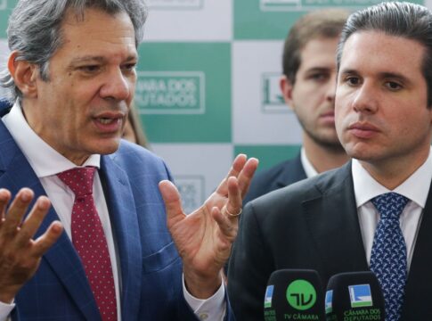 equipe-economica-apresentara-a-lideres-partidarios-alternativas-a-iof