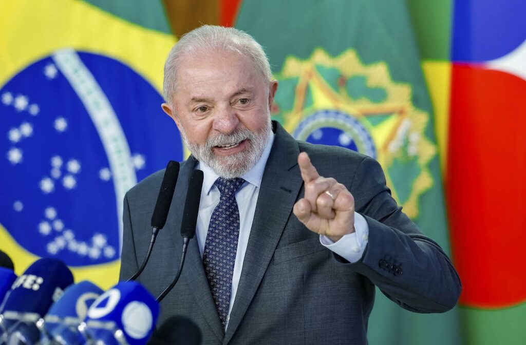 monaco:-lula-critica-paises-ricos-por-priorizarem-armas-em-vez-do-social