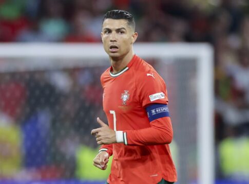 cristiano-ronaldo-evita-confronto-com-yamal:-“meus-filhos-gostam-dele”