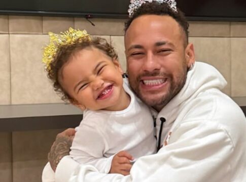 com-covid,-neymar-irrita-seguidores-ao-tomar-atitude-com-mavie