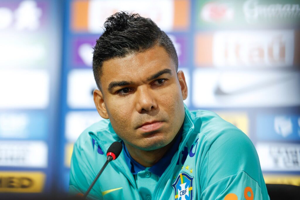 “nao-estou-aqui-por-conhecer-o-treinador”,-diz-casemiro-sobre-selecao