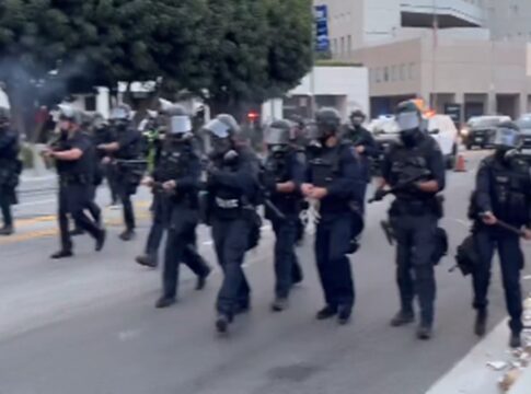 protestos-em-la:-trump-chama-governador-e-prefeito-de-“incompetentes”