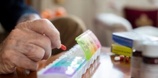 veja-os-riscos-do-uso-excessivo-de-medicamentos-por-idosos