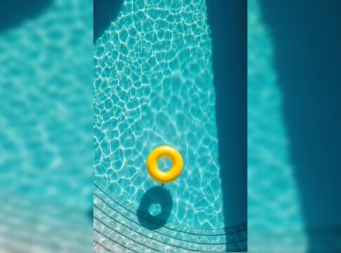 bebe-de-1-ano-desaparece-e-e-encontrada-afogada-em-piscina-de-parente