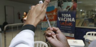 gripe:-sp-inicia-vacinacao-em-estacoes-e-terminais-nesta-segunda
