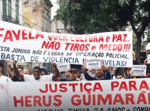 policial-civil-e-preso-por-atirar-durante-protesto-de-moradores-no-rj