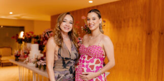 massilia-leal-organiza-cha-de-bebe-para-a-nora,-socorro-leal